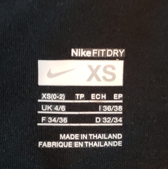 Nike Fit Dry High Rise Women's Size XS Capri Flare Leggings - Picture 2 of 8